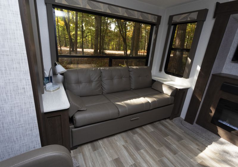 Laminate Flooring Services